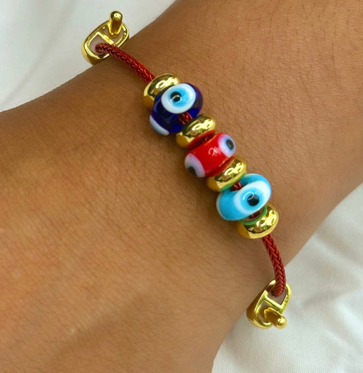 Pulsera de ojitos