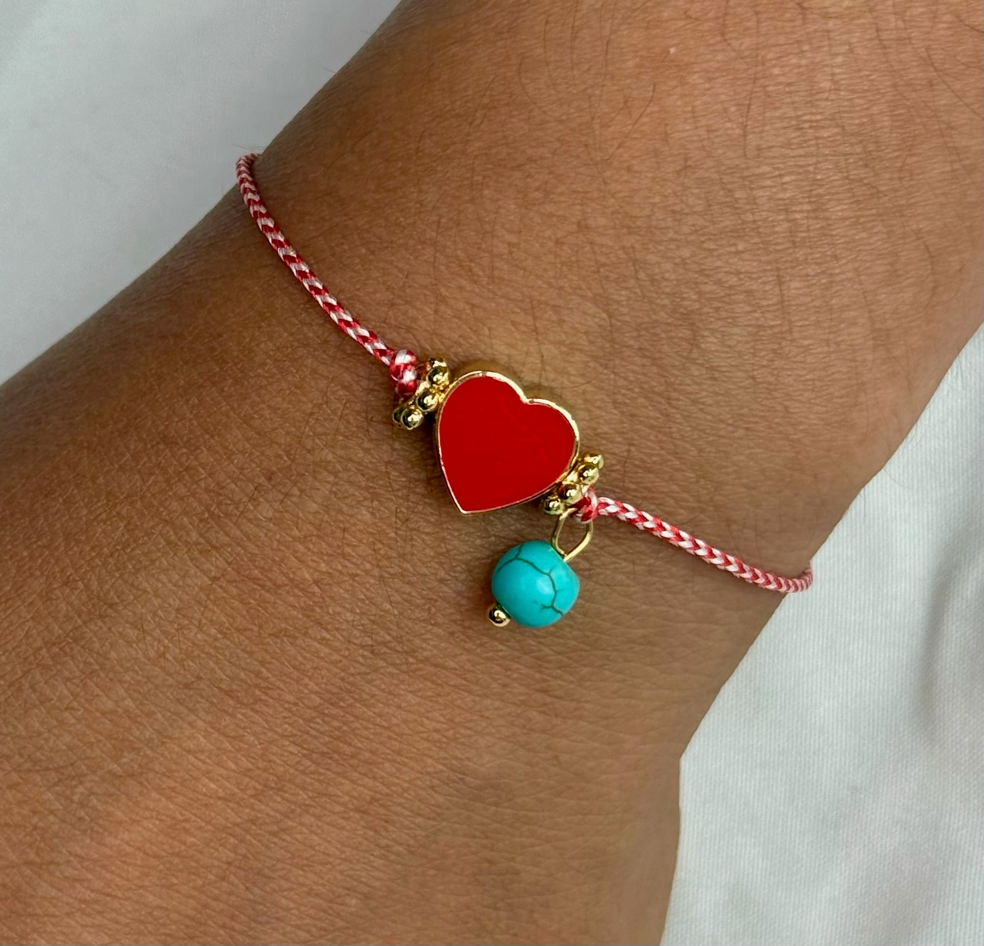 Hilo de corazón
